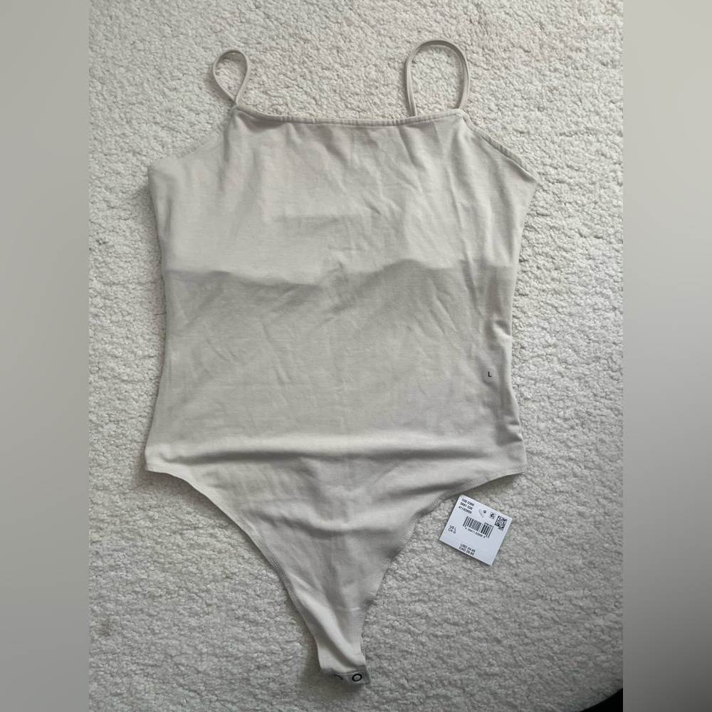 NWT- AE Sleeveless cami bodysuit